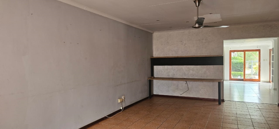 5 Bedroom Property for Sale in Mooinooi North West